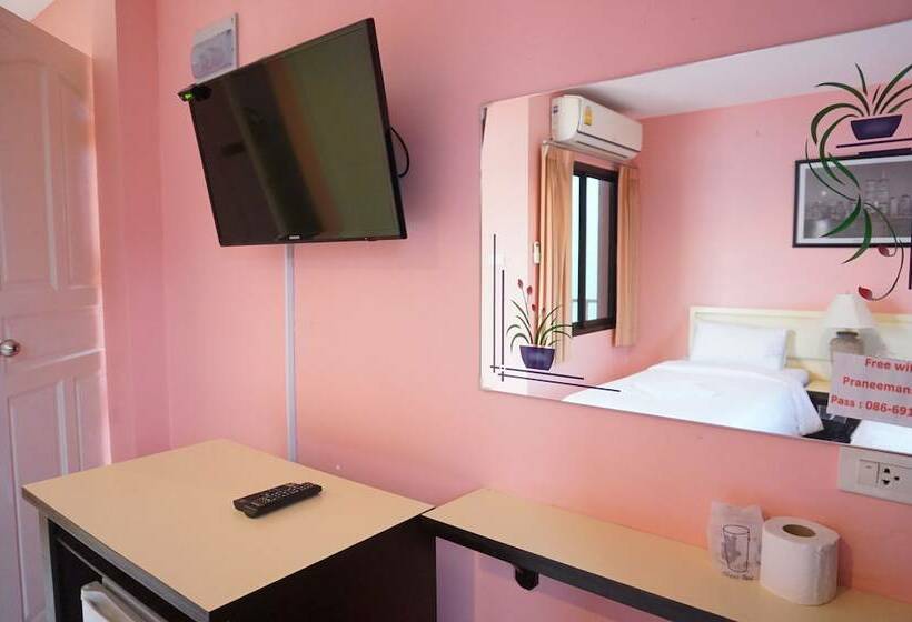 Hotel Pranee Mansion Airport