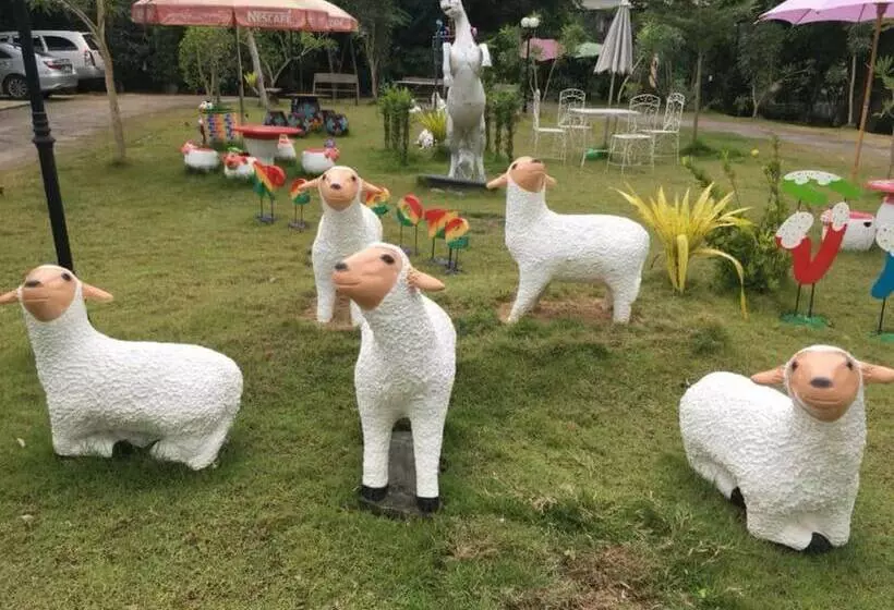 ホテル Rimnam Tanaporn Resort