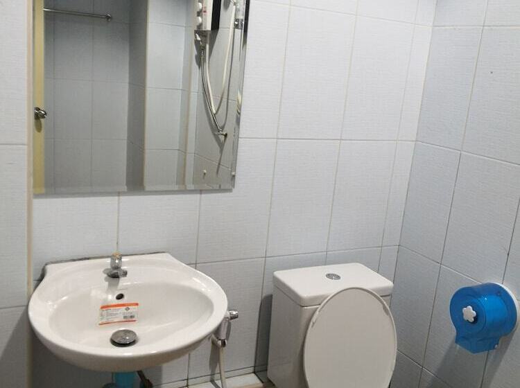 בית מלון כפרי Rimnam Tanaporn Resort