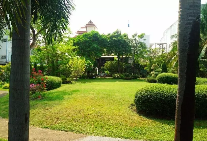 Hotelli Swankaburi Boutique