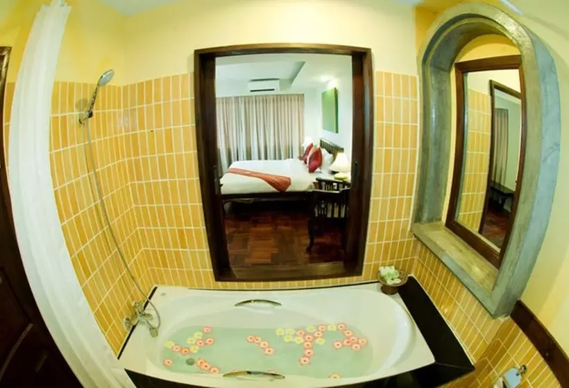 Hotelli Swankaburi Boutique