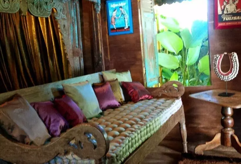 Hotel The Ermajas Pavilion