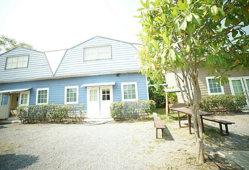 בית מלון כפרי Tonrak Resort