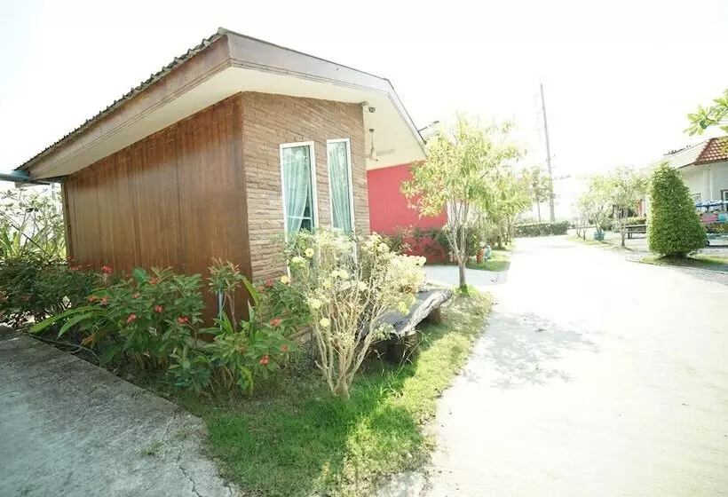 Hotelli Tonrak Resort