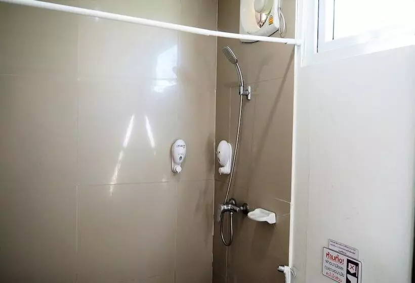 Hotelli Tonrak Resort