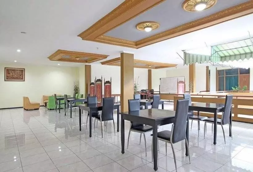 Hotelli Urban Malioboro Km 0