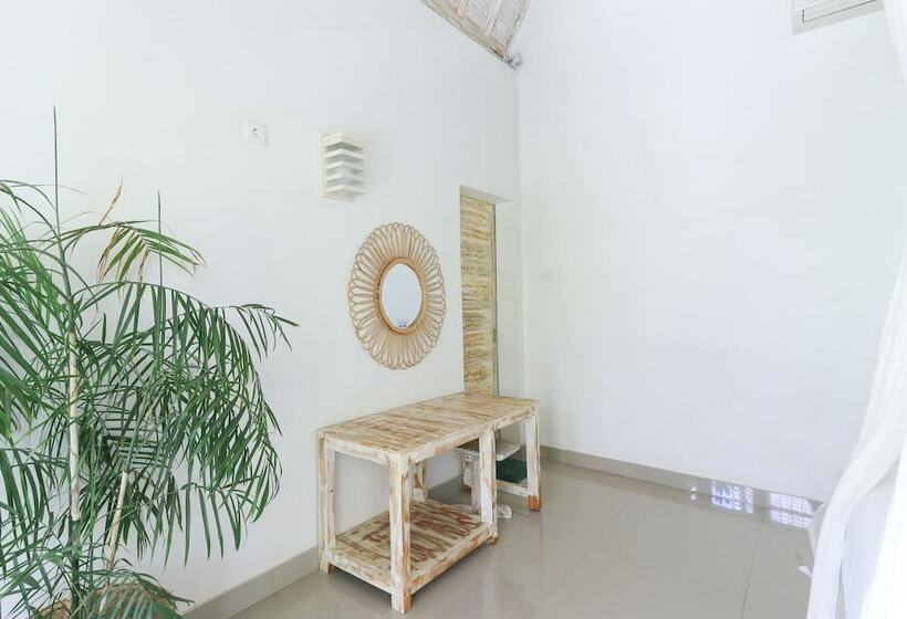 بنسيون Angels Bungalow Nusa Penida