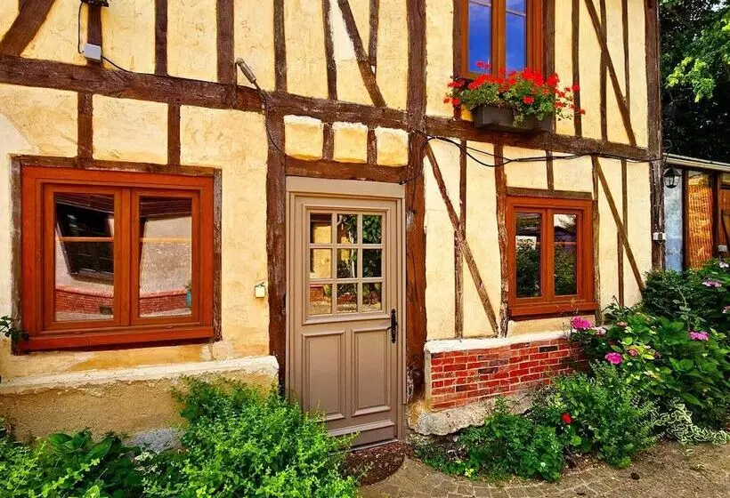 ペンション Au Refuge Des 3 Ours Chambres D Hôtes Et Cabanes