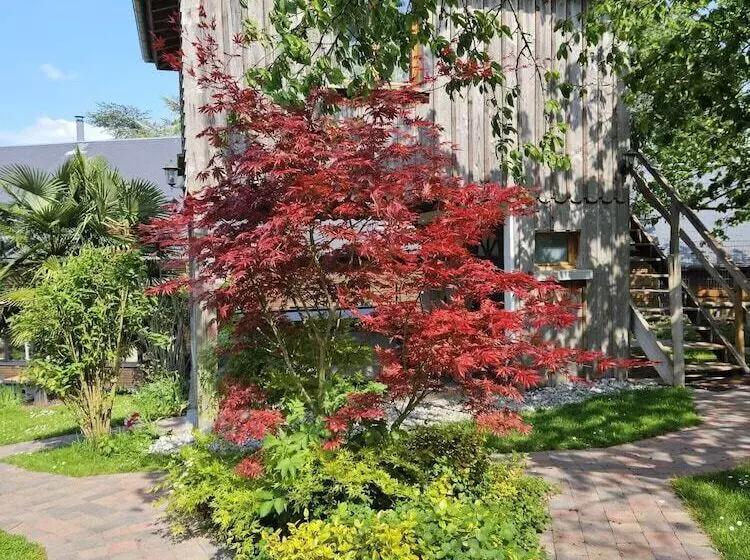 ペンション Au Refuge Des 3 Ours Chambres D Hôtes Et Cabanes