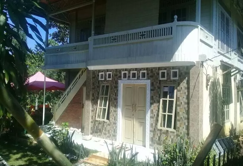 Majatalo Bunga Matahari