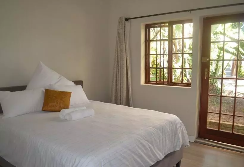 Majatalo Cycad Lodge