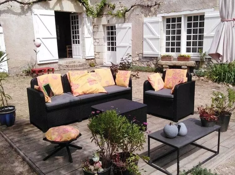 Majatalo Le Moulin Bertrand