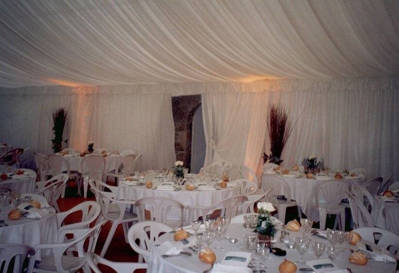 بنسيون Manoir Du Vaumadeuc Chambres Au Chateau