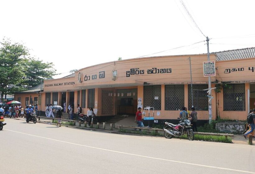 Saninro Hotel Ragama