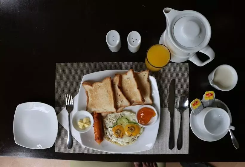 Saninro Hotel Ragama