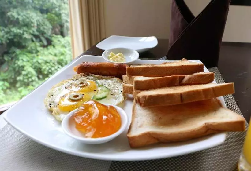 Saninro Hotel Ragama