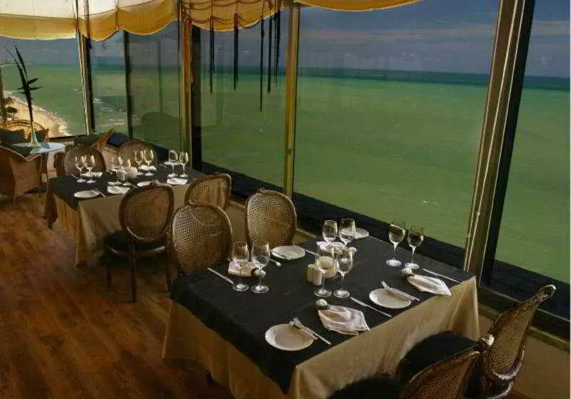 Отель Wyndham Garden Recife Pernambuco