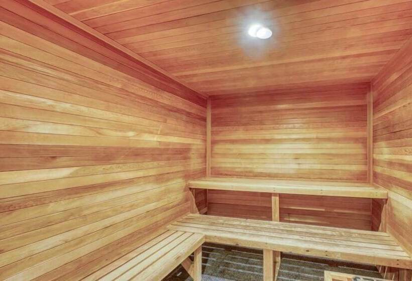 هتل 1 Bedroom Mountain Condo In River Run Village With Beautiful Mountain Views And Walking Distance To