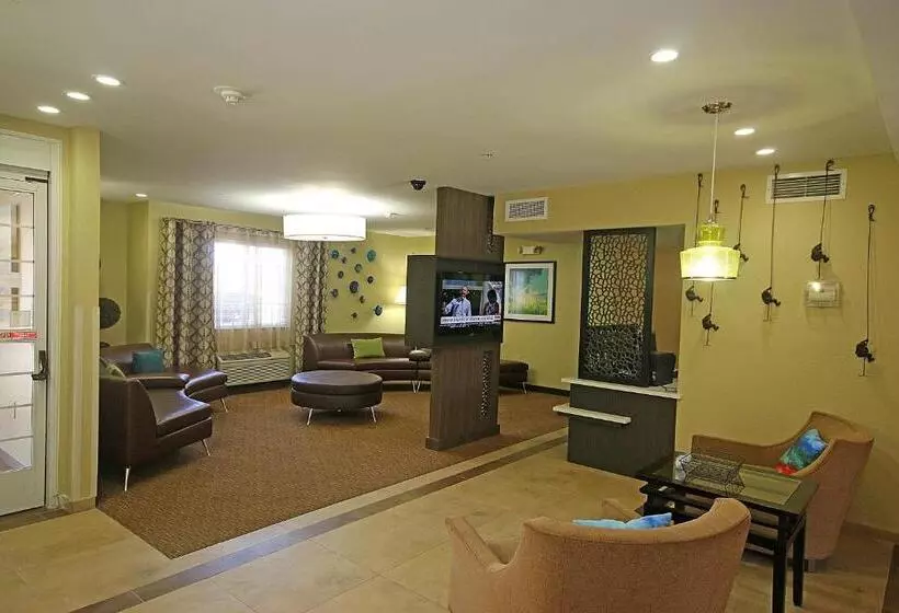 هتل Candlewood Suites Newport News Yorktown, An Ihg
