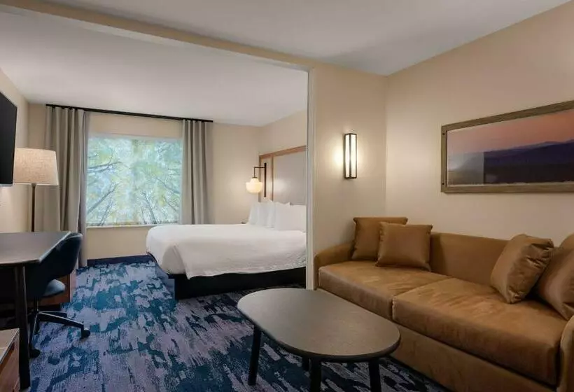 هتل Fairfield Inn & Suites By Marriott Missoula Airport