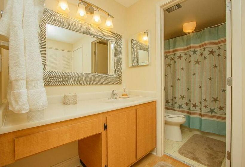 בית מלון כפרי Harborview South Sea Towers