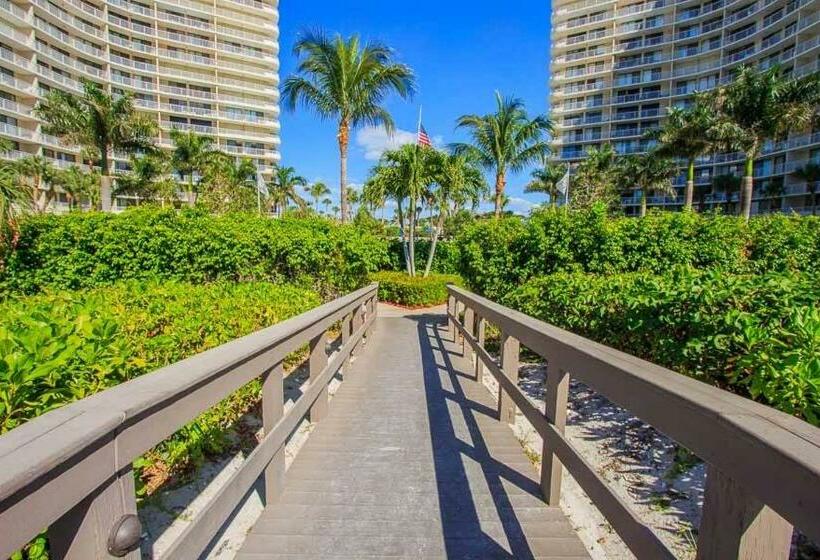 בית מלון כפרי Harborview South Sea Towers