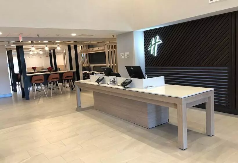 Отель Holiday Inn Cleveland, An Ihg