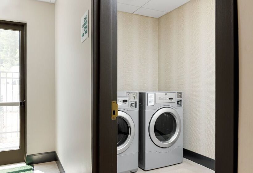 Отель Holiday Inn Cleveland, An Ihg