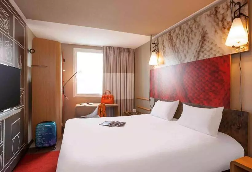 Hotelli Ibis Paris Porte De Clichy Centre
