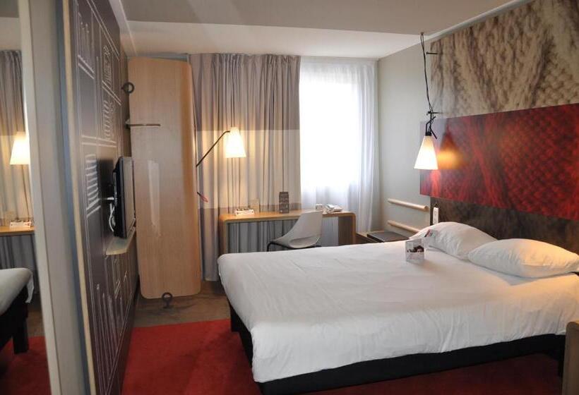 בית מלון כפרי Ibis Troyes Centre