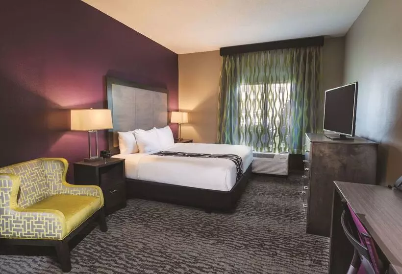 Hotel La Quinta By Wyndham Kennesaw