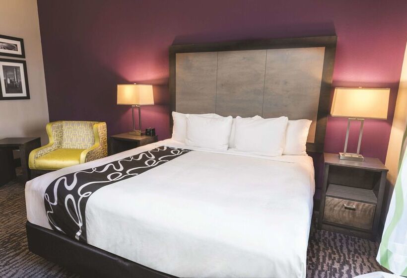 هتل La Quinta By Wyndham Kennesaw