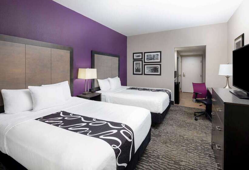 هتل La Quinta By Wyndham Kennesaw