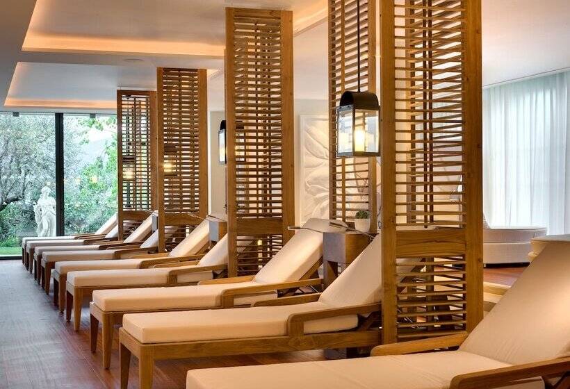 هتل Domaine Du Mas De Pierre