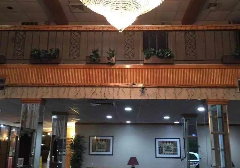 Hotelli Regency Inn & Suites