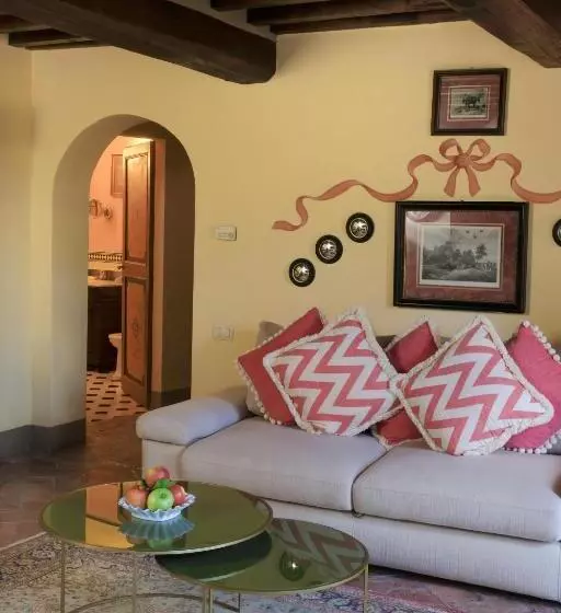 هتل Il Falconiere Relais & Spa