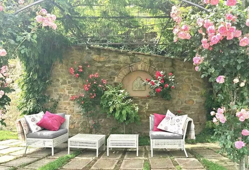 هتل Il Falconiere Relais & Spa