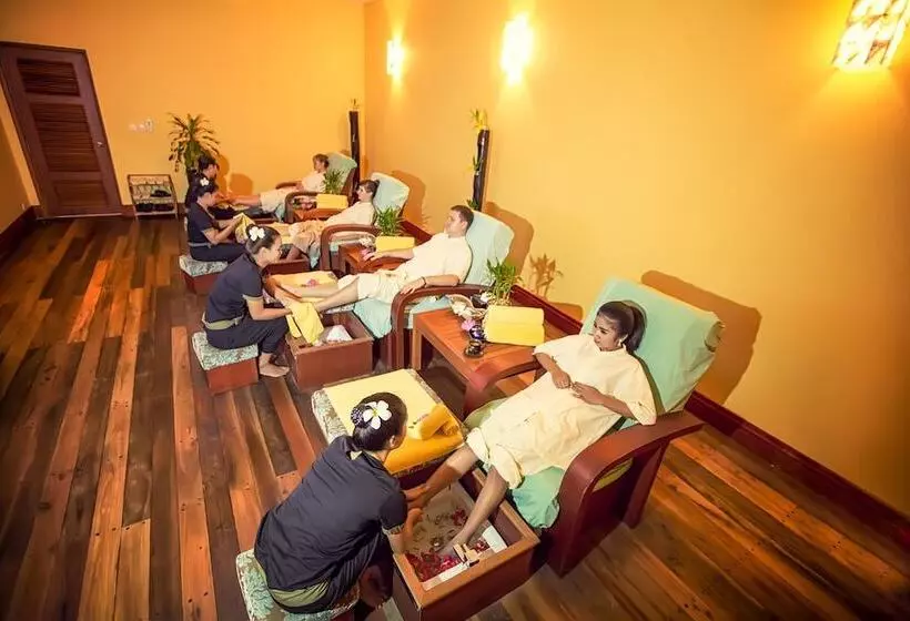 Отель Sokha Beach Resort