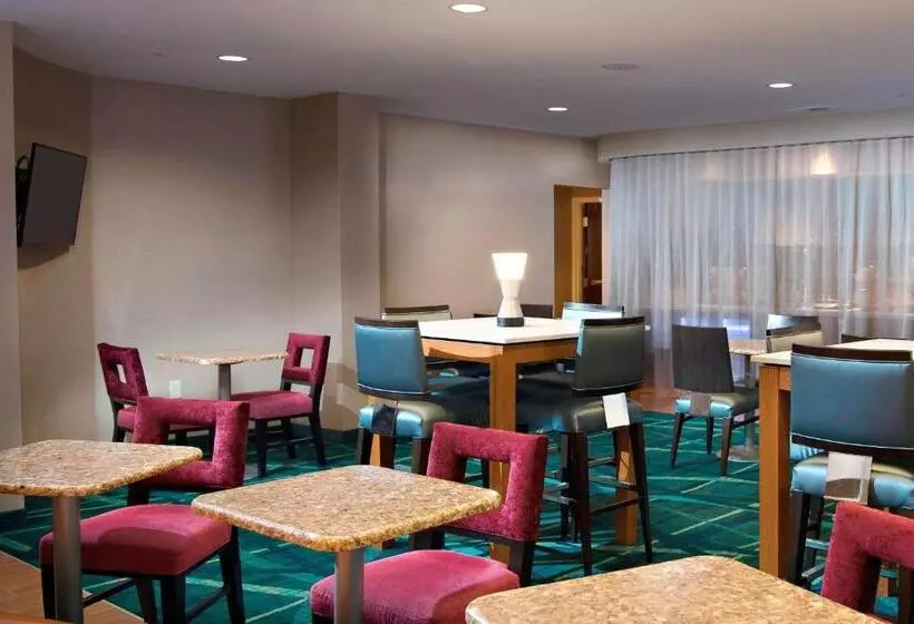 ホテル Springhill Suites By Marriott Atlanta Alpharetta