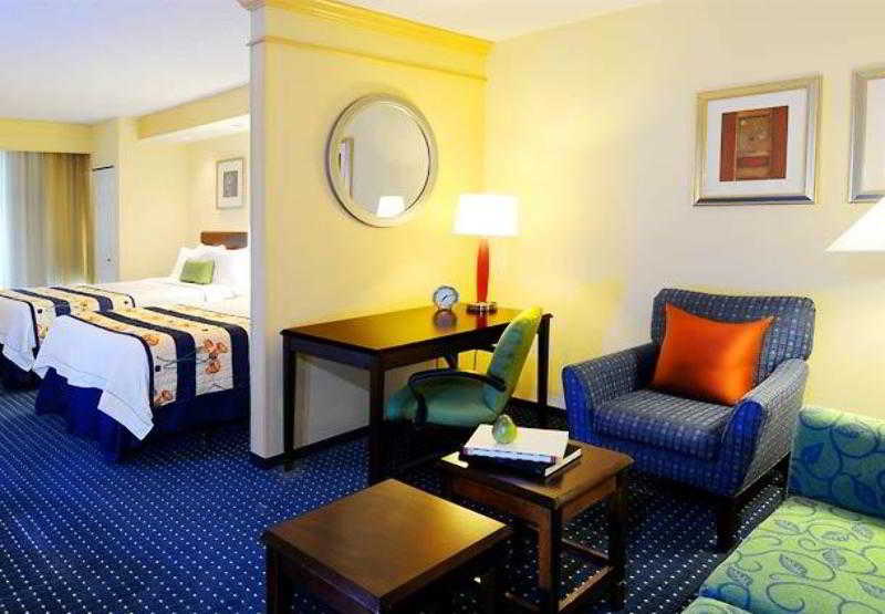 هتل Springhill Suites Fort Worth University