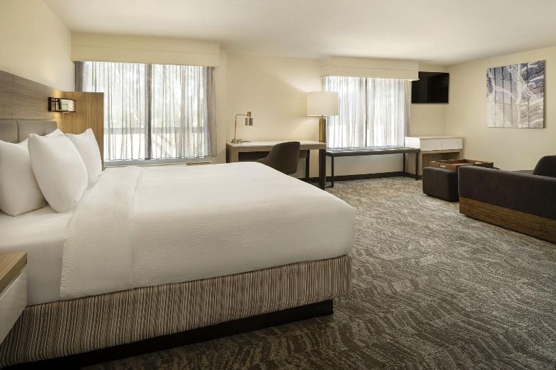 هتل Springhill Suites Fort Worth University