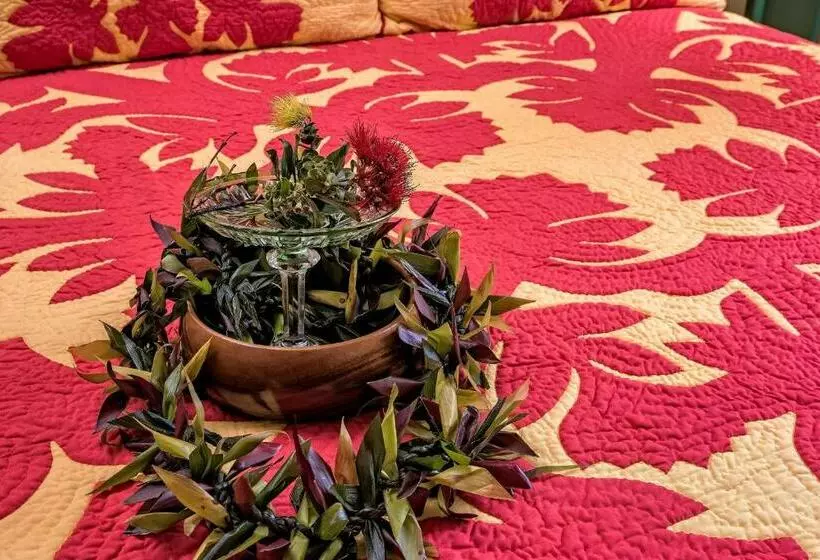 هتل The Old Wailuku Inn At Ulupono