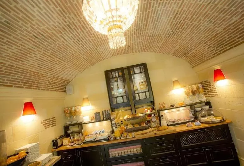 هتل Villa Augeval Hôtel De Charme & Spa