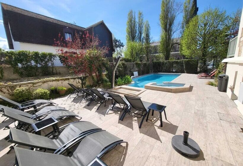 Hôtel Villa Augeval Hôtel De Charme & Spa