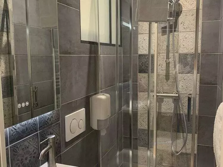 هتل Villa Augeval Hôtel De Charme & Spa