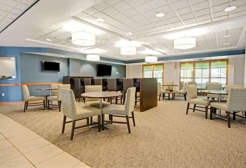 هتل Wingate By Wyndham Fargo