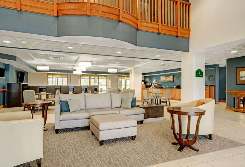 هتل Wingate By Wyndham Fargo