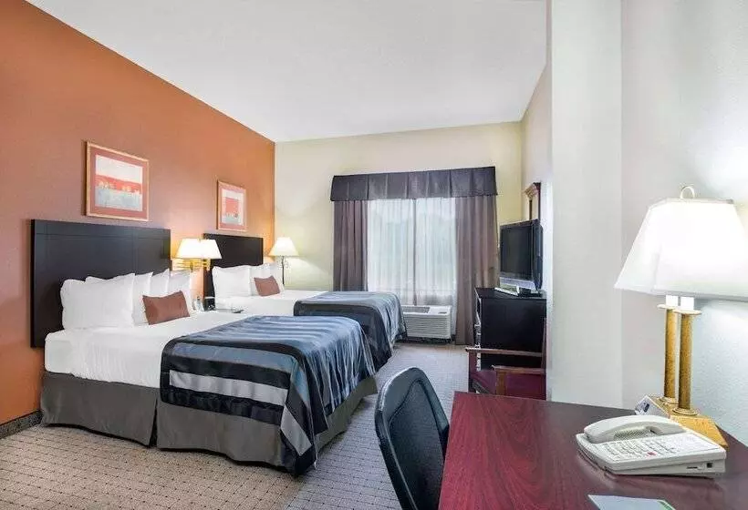 هتل Wingate By Wyndham West Monroe