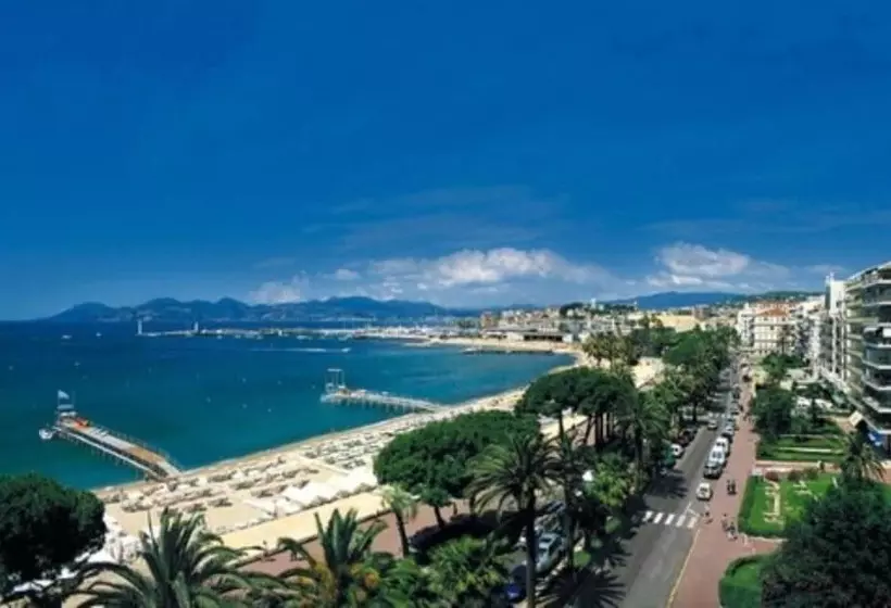 Novotel Suites Cannes Centre