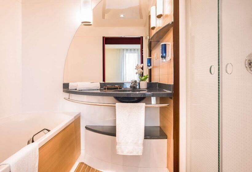 Novotel Suites Cannes Centre